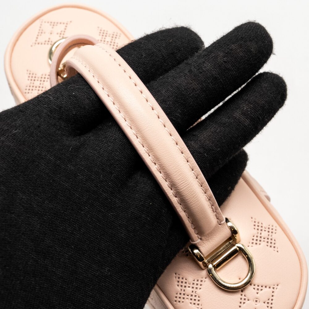 AAA Replica Louis Vuitton LV VANITY POUCH CALFSKIN ROSE JASMIN PINK LGHW