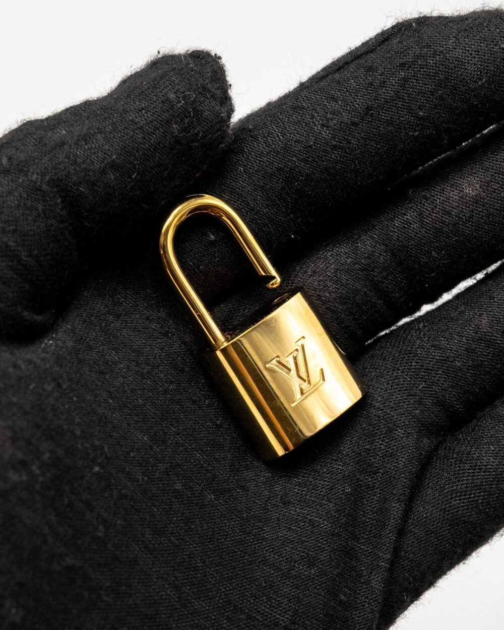 AAA Replica Louis Vuitton LV SPEEDY 25 BANDOULIERE MONOGRAM EMPREINTE NAVY/RED GHW