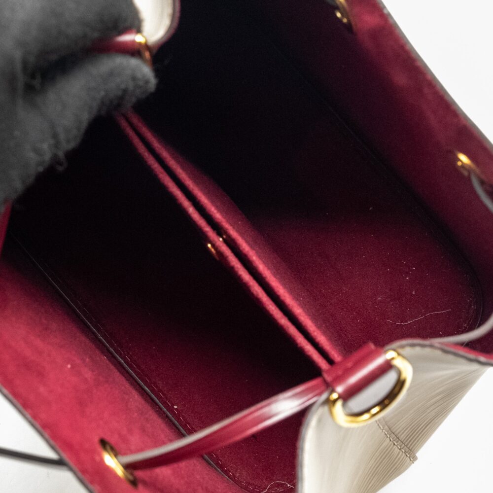 AAA Replica Louis Vuitton LV NEO NOE BB EPI LEATHER MULTICOLOUR GHW