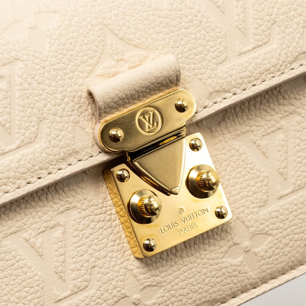 AAA Replica Louis Vuitton LV WALLET ON CHAIN MÉTIS MONOGRAM EMPREINTE CREAM GHW