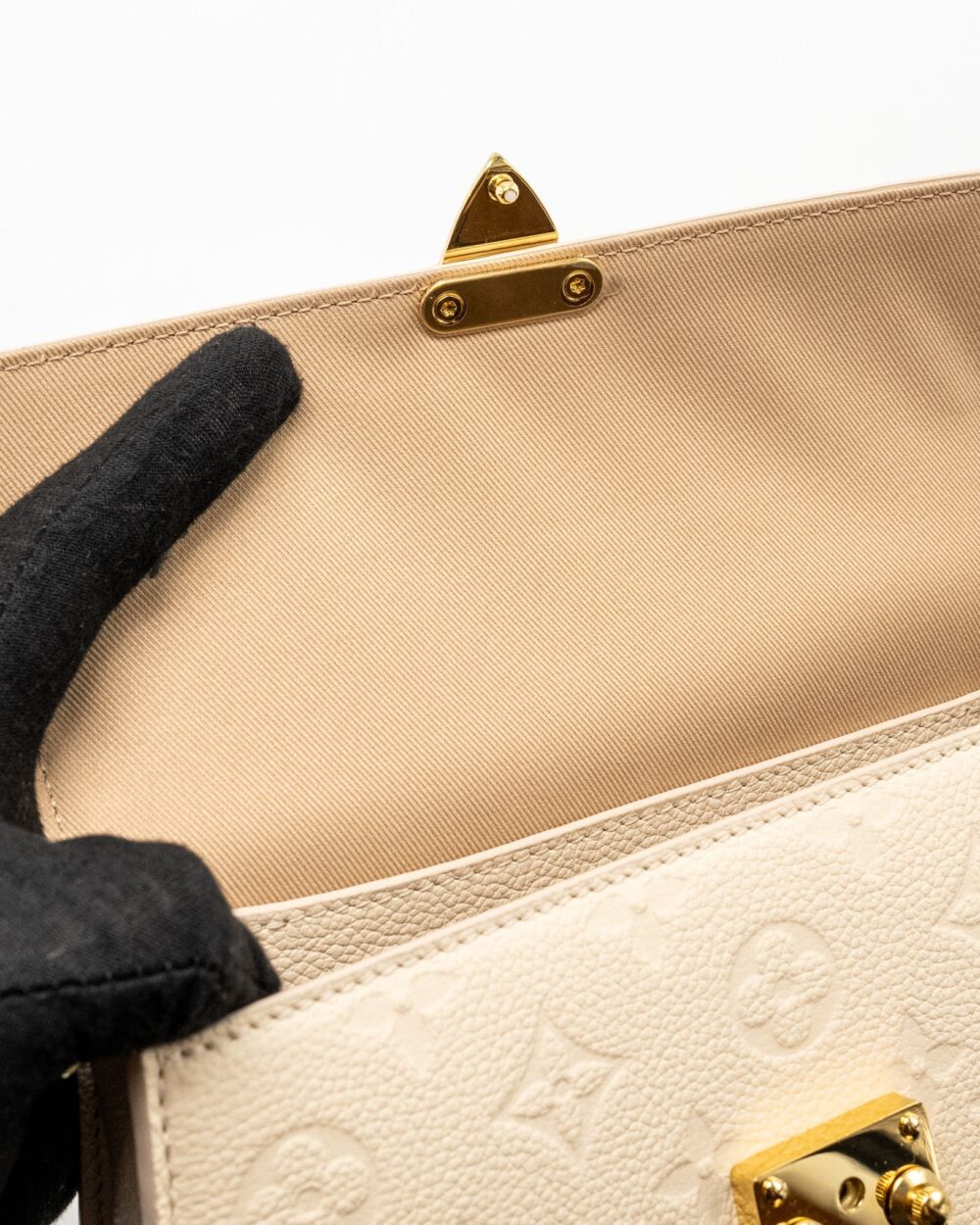 AAA Replica Louis Vuitton LV WALLET ON CHAIN MÉTIS MONOGRAM EMPREINTE CREAM GHW