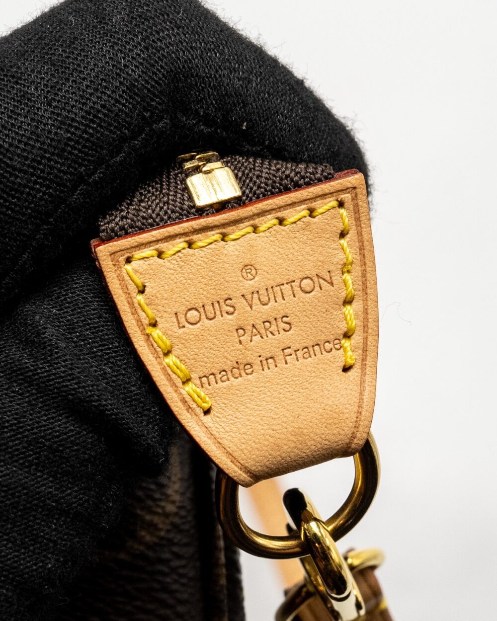 AAA Replica Louis Vuitton LV POCHETTE ACCESSORIES MONOGRAM CANVAS GHW