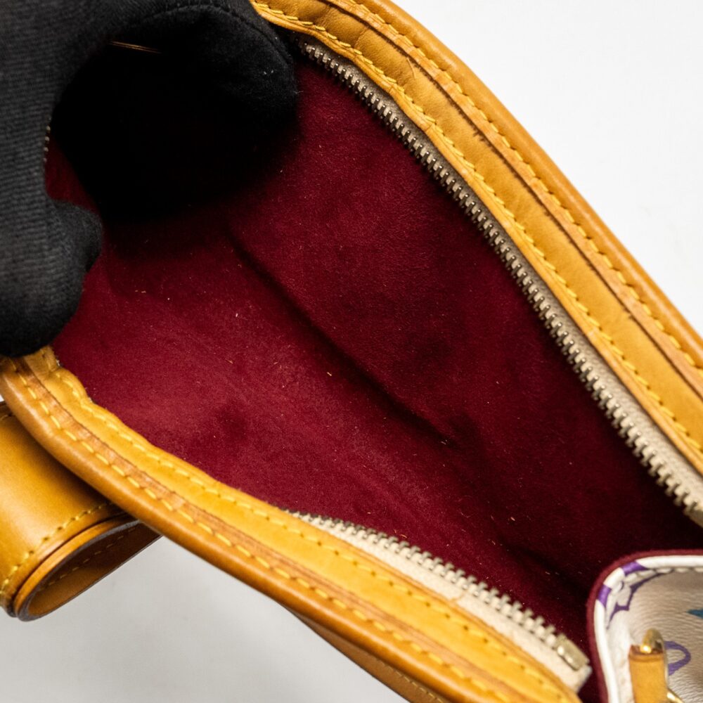 AAA Replica Louis Vuitton LV VINTAGE SHIRLEY CLUTCH MULTICOLOUR MONOGRAM CANVAS WHITE GHW