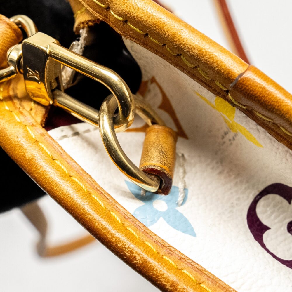 AAA Replica Louis Vuitton LV VINTAGE SHIRLEY CLUTCH MULTICOLOUR MONOGRAM CANVAS WHITE GHW