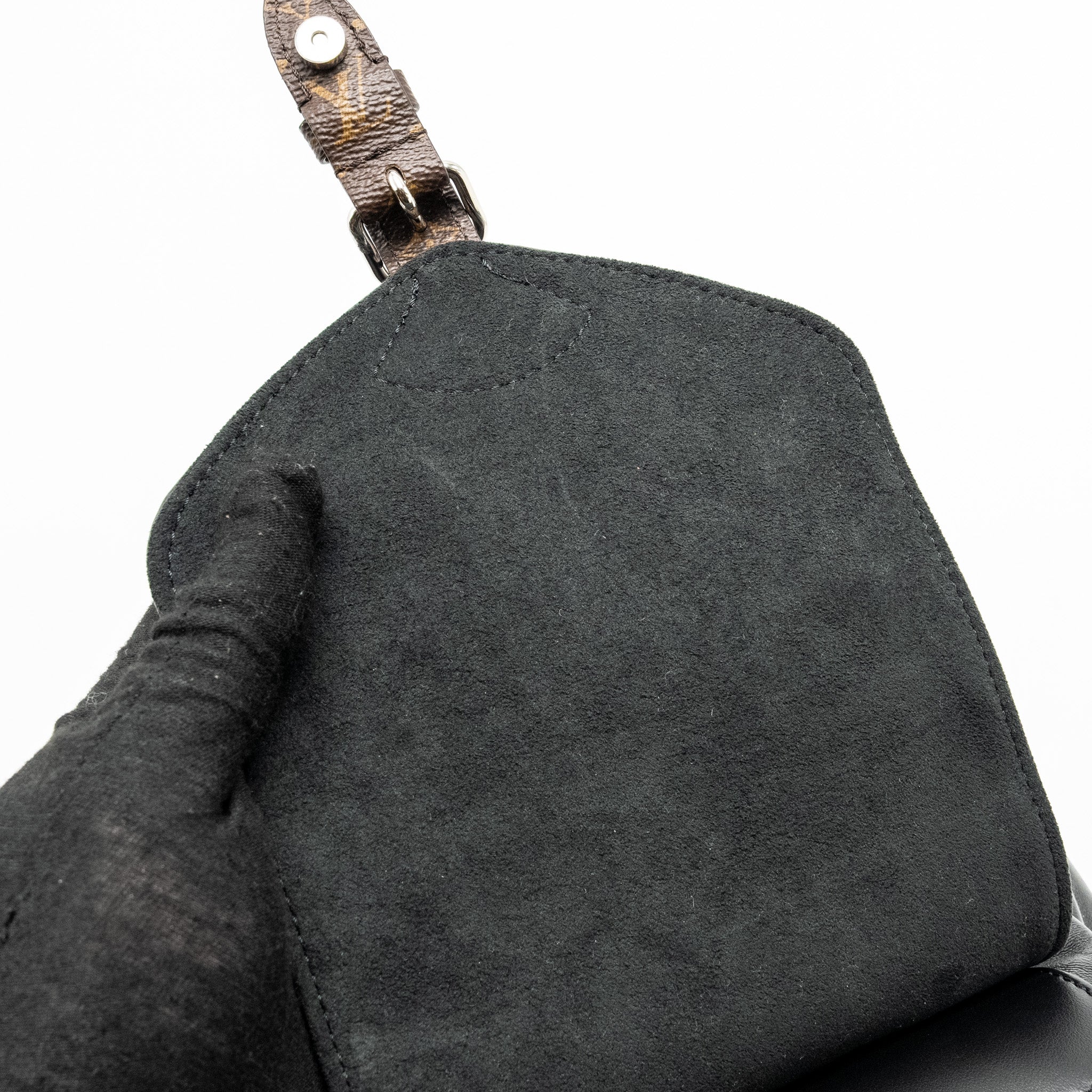 AAA Replica Louis Vuitton LV MONTSOURIS BACKPACK PM LAMBSKIN BLACK SHW