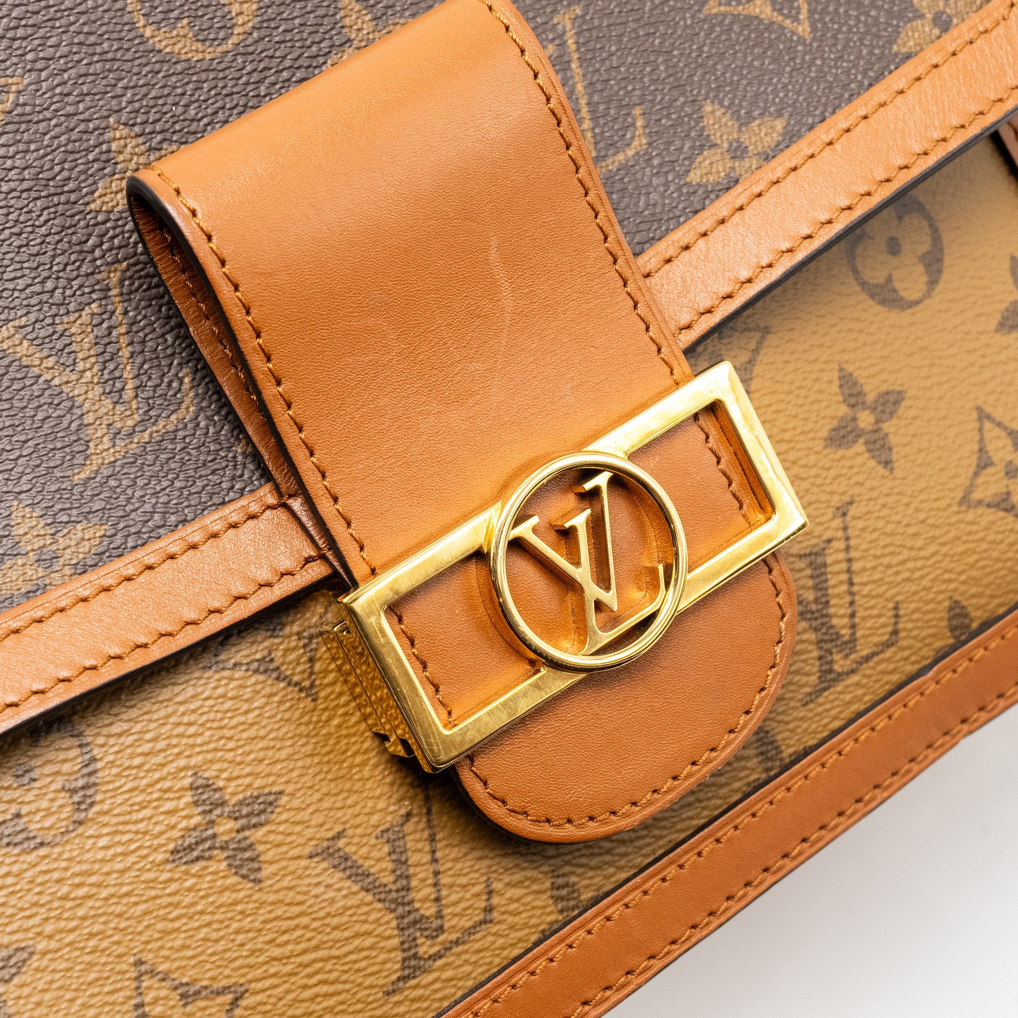 AAA Replica Louis Vuitton LV DAUPHINE MM MONOGRAM CANVAS GHW