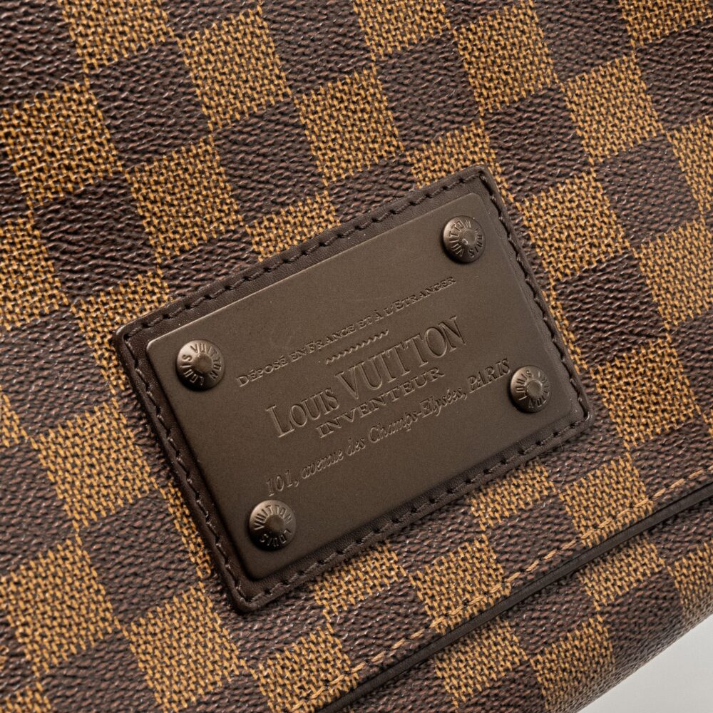AAA Replica Louis Vuitton LV BROOKLYN PM MESSENGER BAG DAMIER EBENE CANVAS BROWN HARDWARE