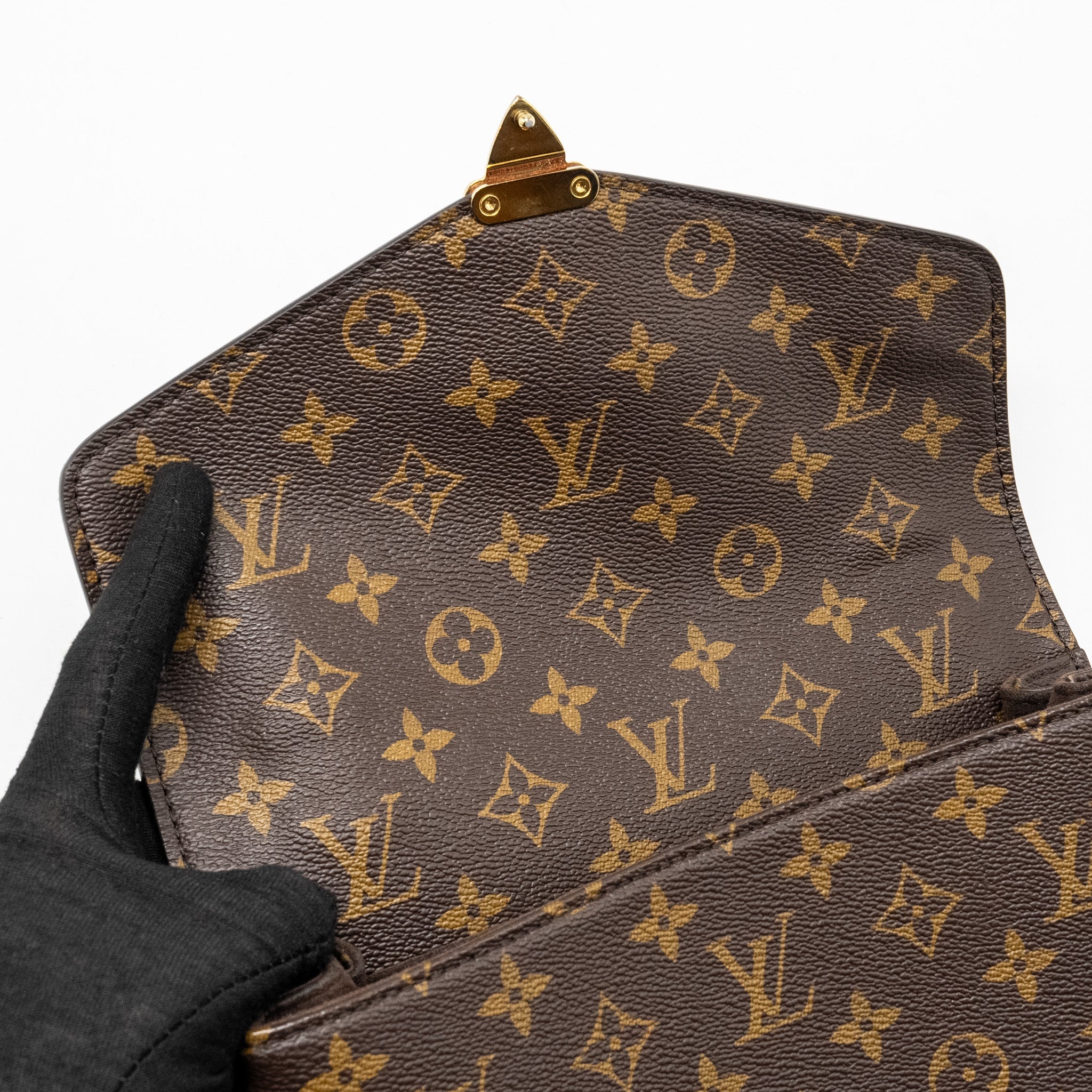 AAA Replica Louis Vuitton LV POCHETTE METIS MONOGRAM CANVAS GHW