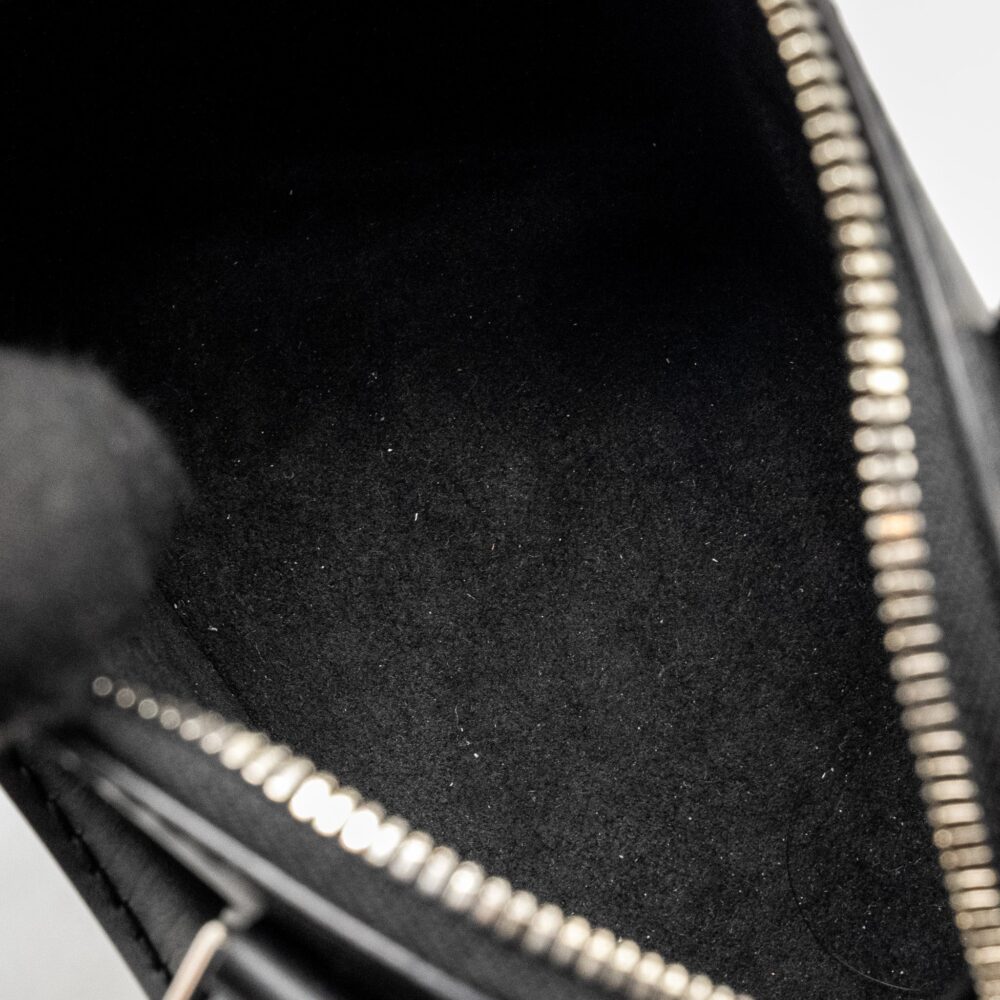 AAA Replica Louis Vuitton LV ALMA NANO EPI BLACK SHW