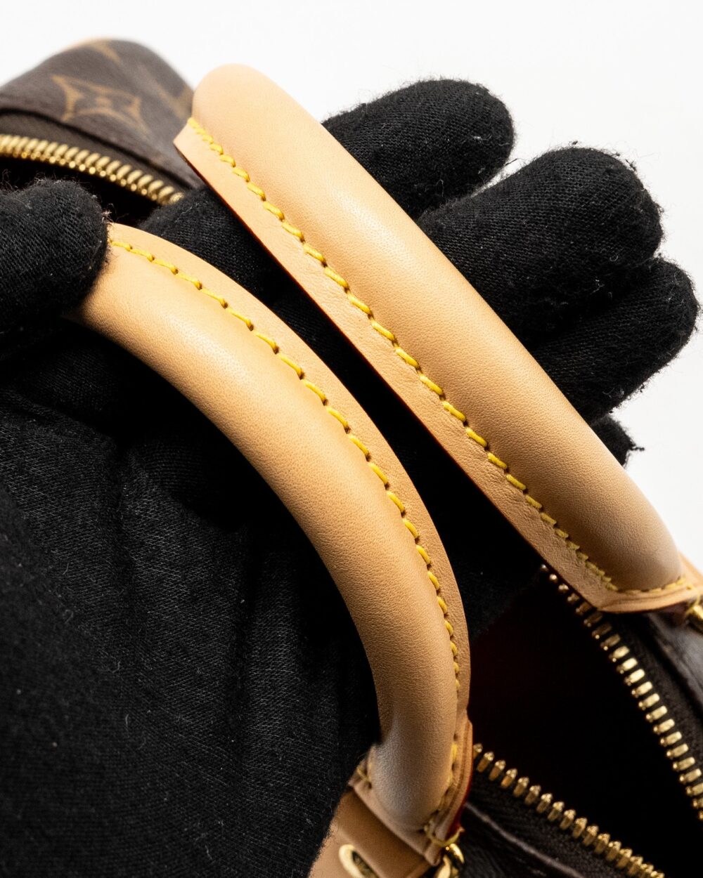 AAA Replica Louis Vuitton LV SPEEDY BANDOULIERE 20 MONOGRAM CANVAS GHW