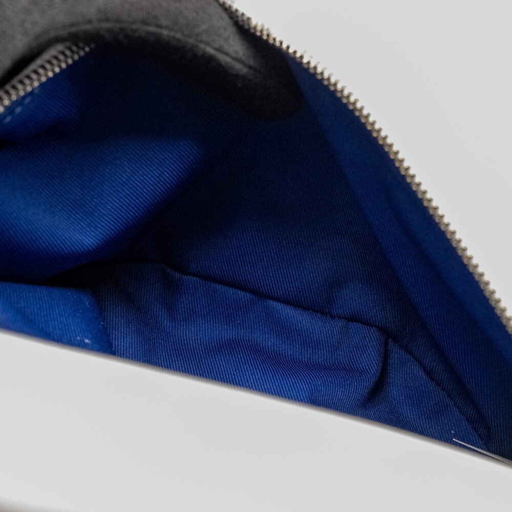 AAA Replica Louis Vuitton LV DISCOVERY BUM BAG MONOGRAM MULTICOLOUR CANVAS SHW