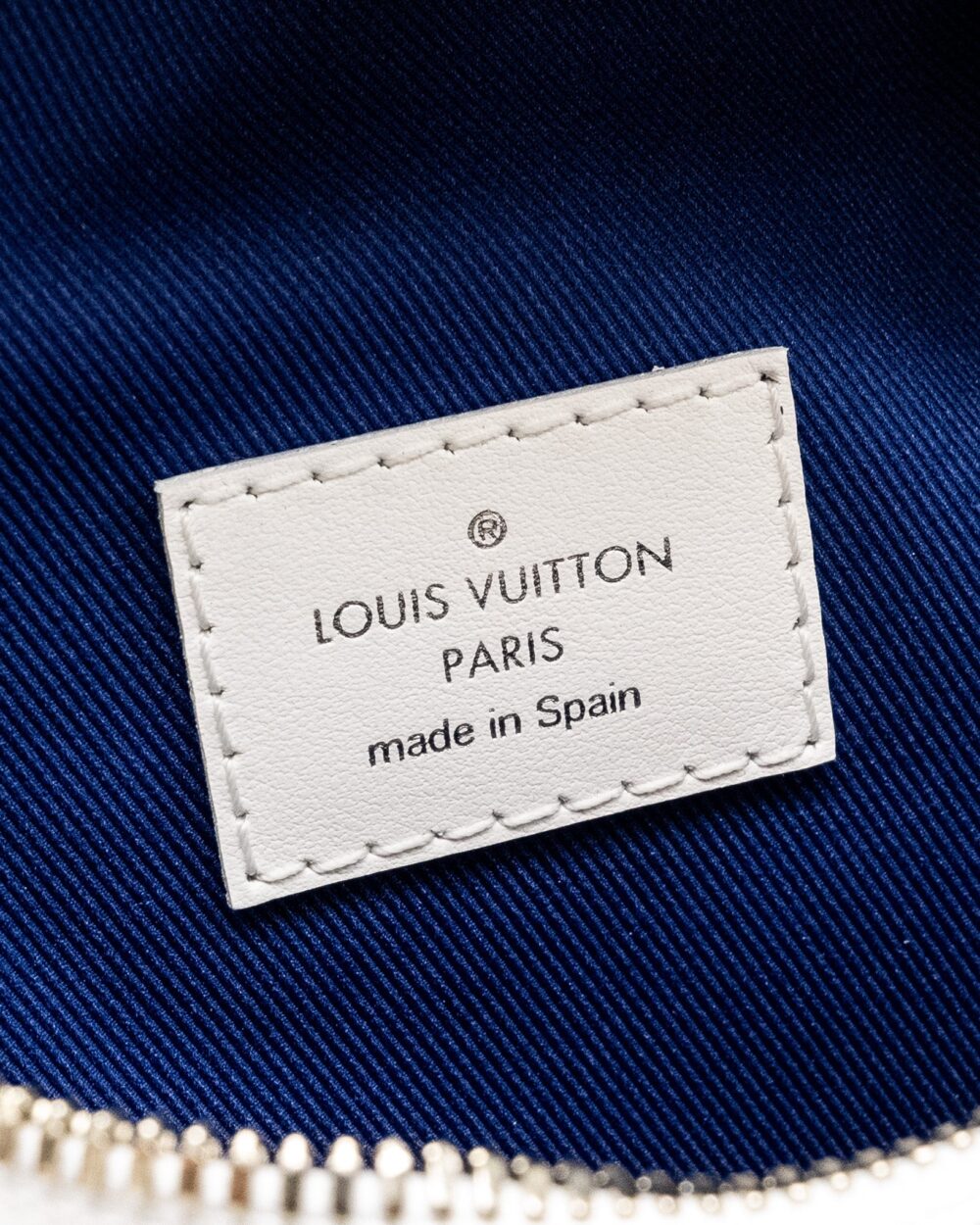 AAA Replica Louis Vuitton LV DISCOVERY BUM BAG MONOGRAM MULTICOLOUR CANVAS SHW