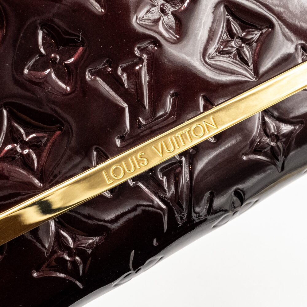 AAA Replica Louis Vuitton LV ROSSMORE MM MONOGRAM VERNIS AMARANTE GHW