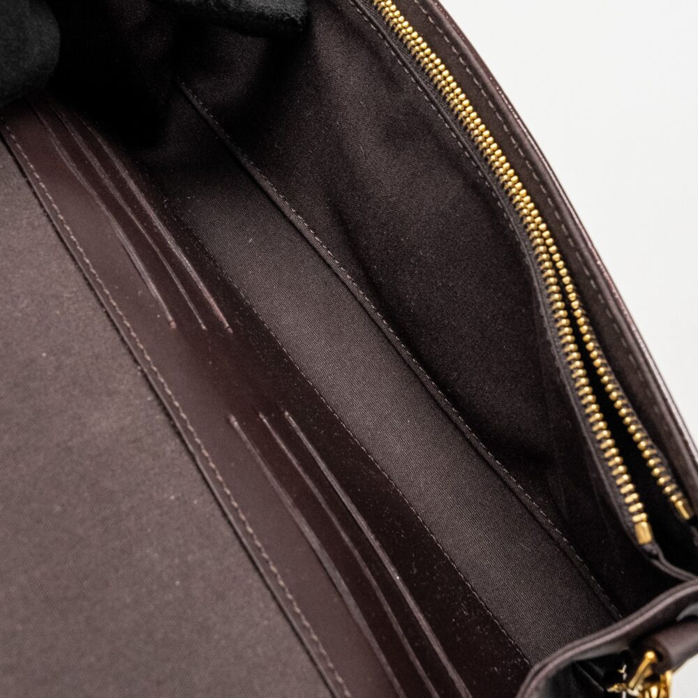 AAA Replica Louis Vuitton LV ROSSMORE MM MONOGRAM VERNIS AMARANTE GHW