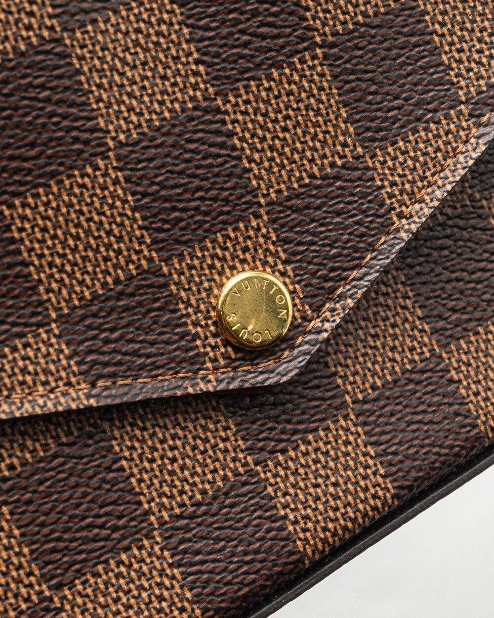 AAA Replica Louis Vuitton LV FELICIE POCHETTE DAMIER EBENE CANVAS GHW