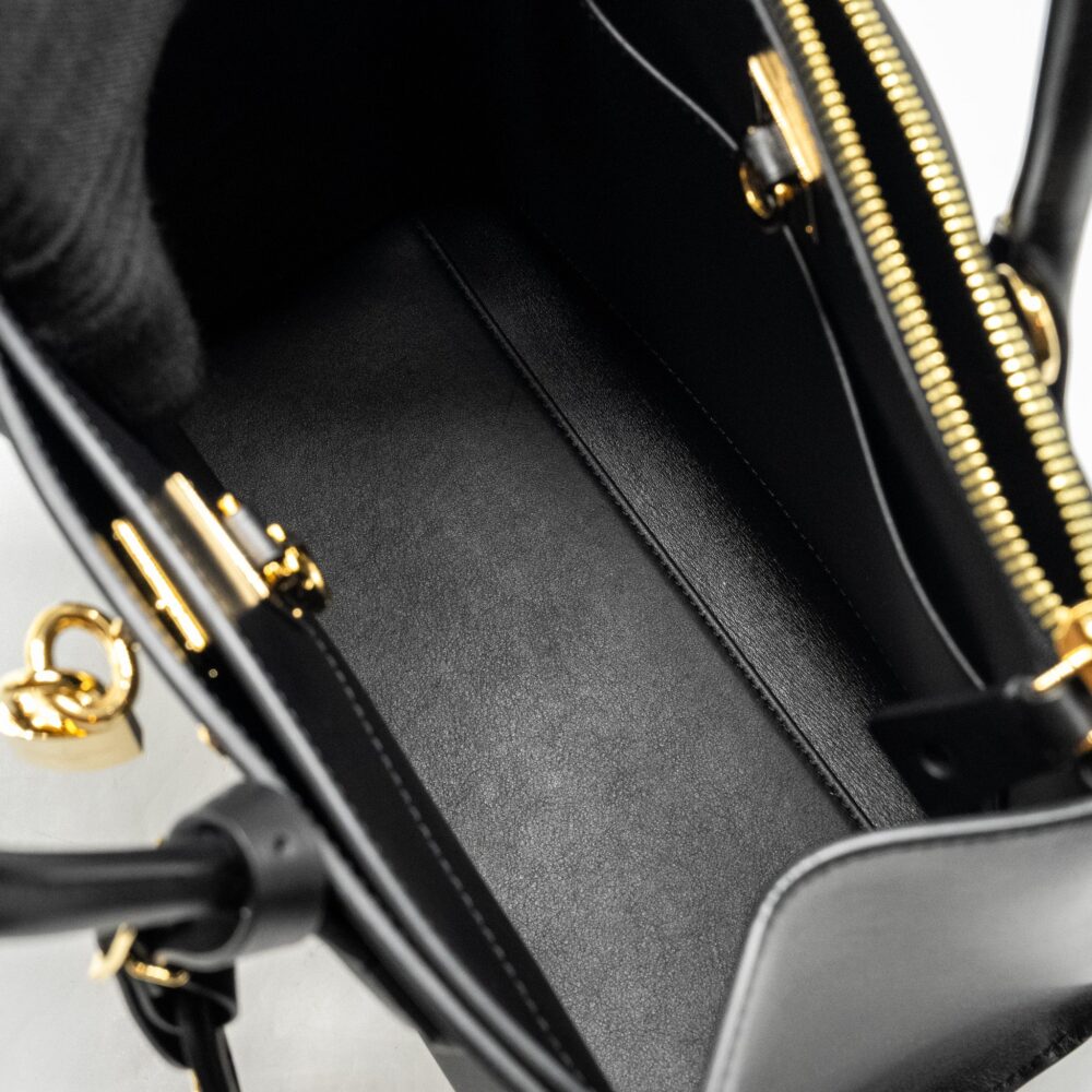 AAA Replica Louis Vuitton LV CITY STEAMER PM GRAINED CALFSKIN BLACK GHW
