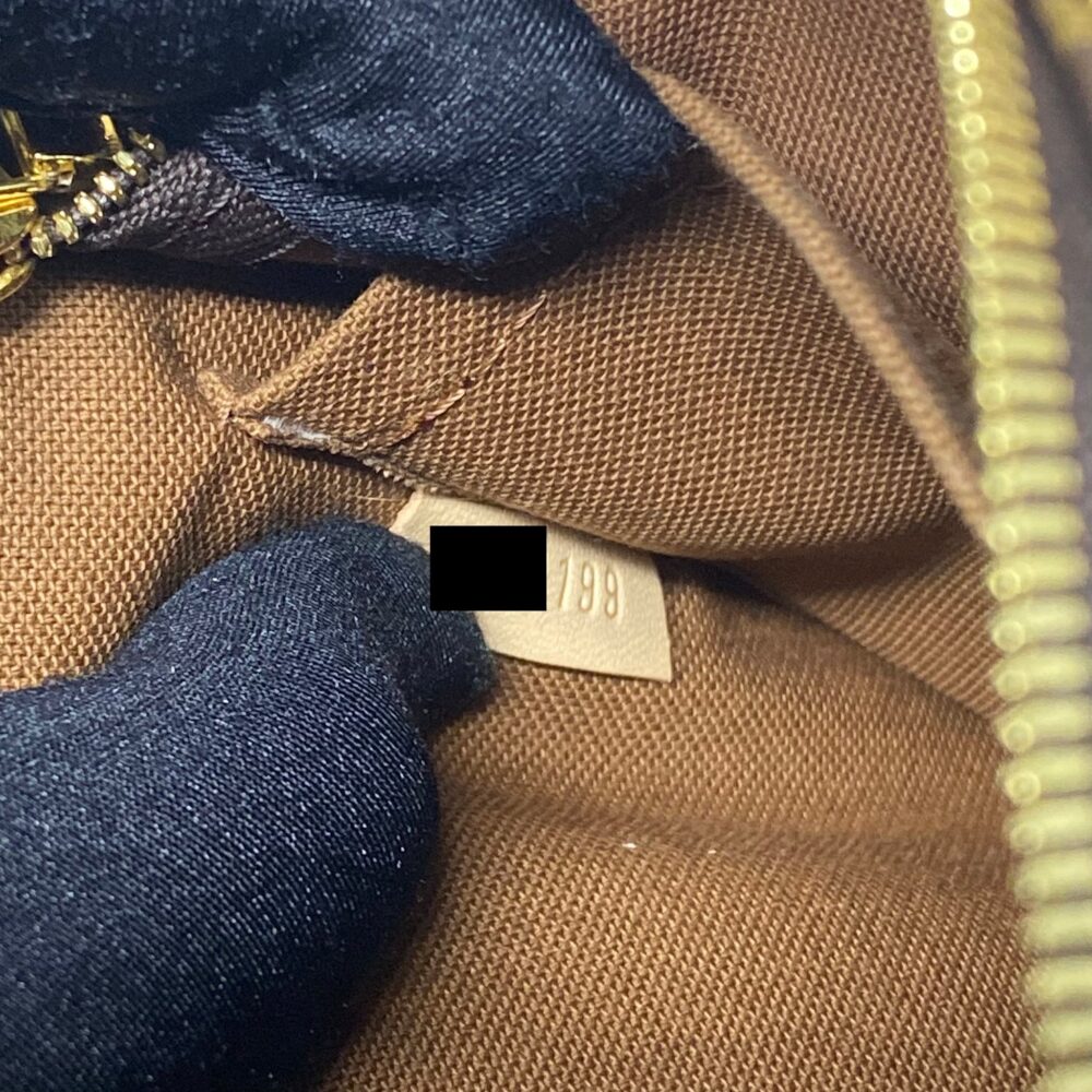 AAA Replica Louis Vuitton LV MULTI POCHETTE ACCESSORIES ROSE CLAIR YEAR 2019
